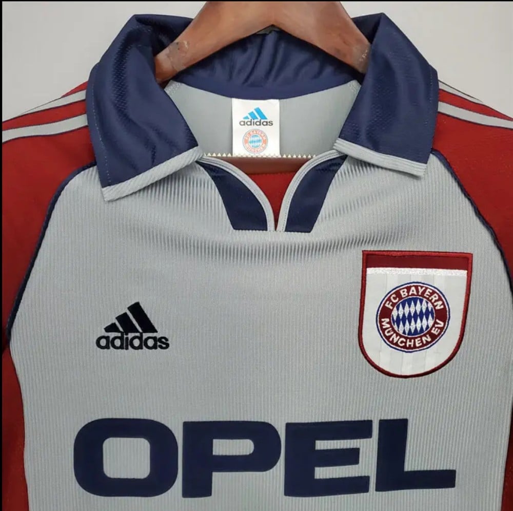 F.C Bayern Munich 1998/99 Retro Away Jersey without Shorts
